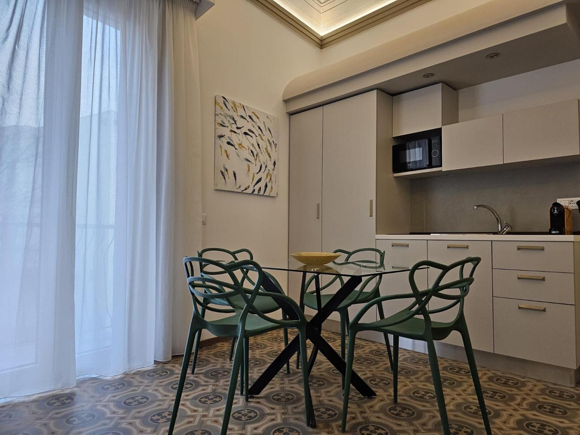 Villa Di Giorgi Apartments Center تْشيفالو المظهر الخارجي الصورة
