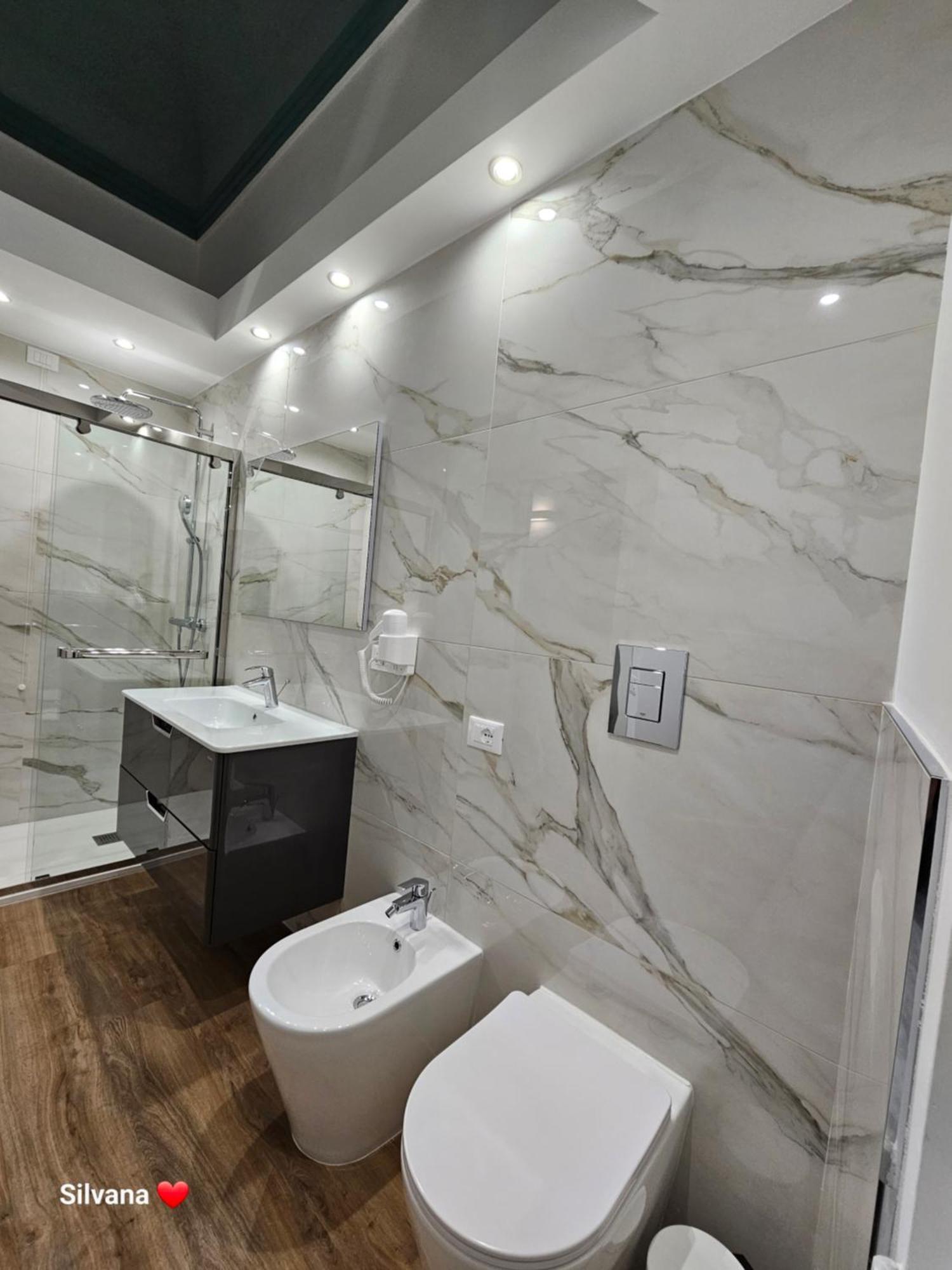 Villa Di Giorgi Apartments Center تْشيفالو المظهر الخارجي الصورة