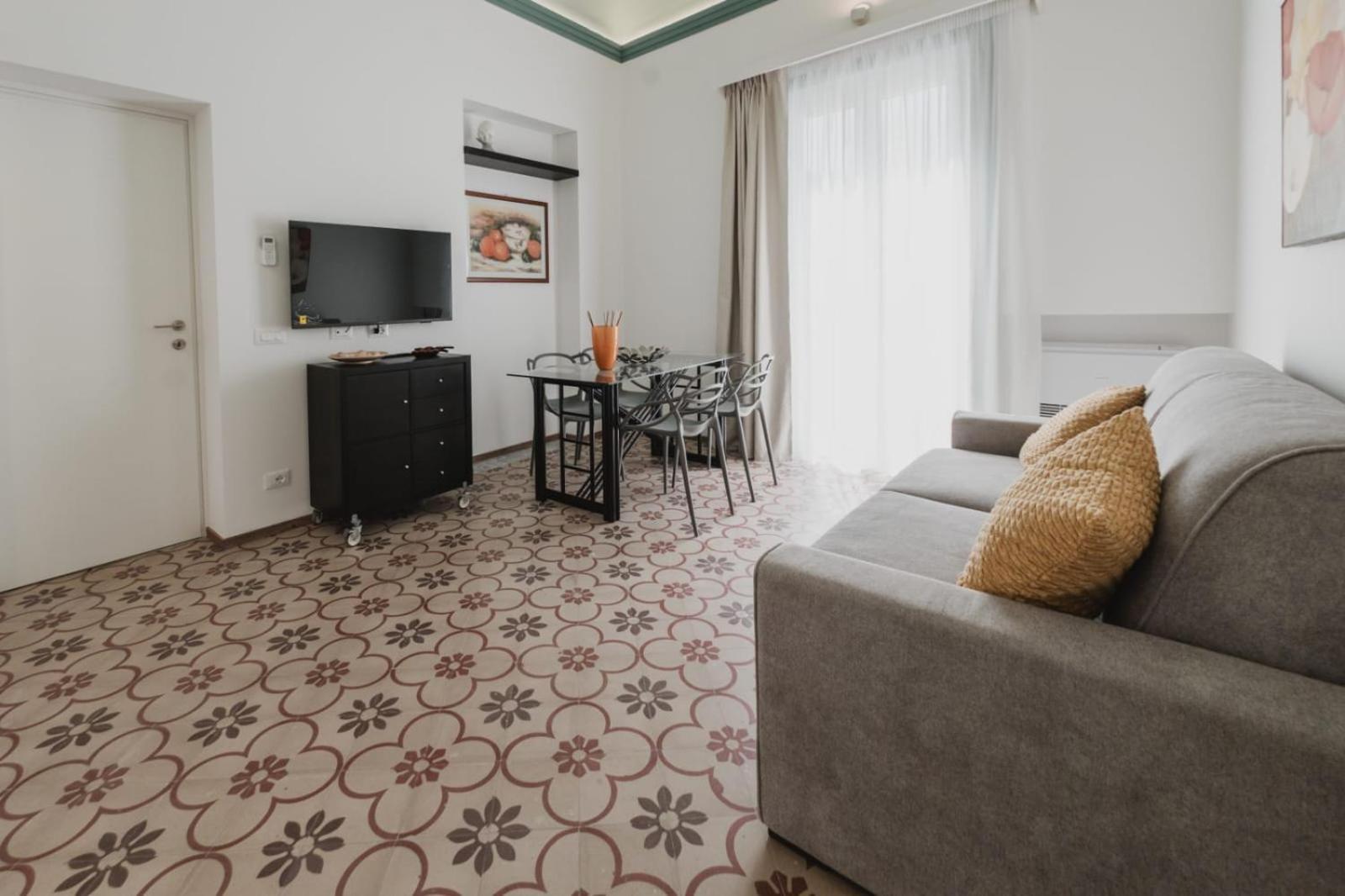 Villa Di Giorgi Apartments Center تْشيفالو المظهر الخارجي الصورة